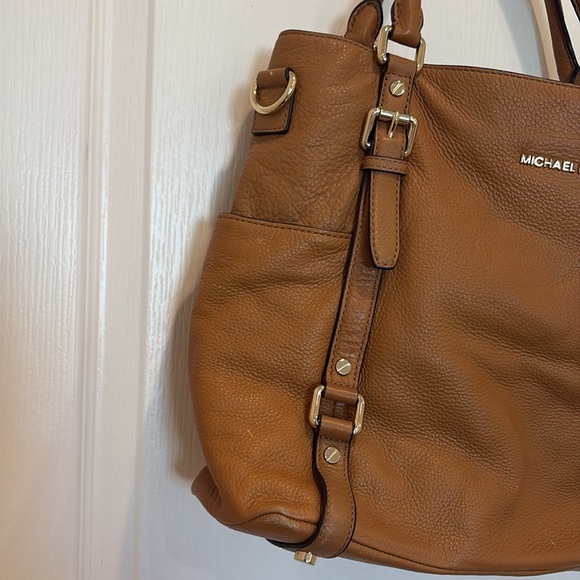 Michael Kors Tan Leather Bedford Tote Bag Purse Handbag - Picture 3 of 11